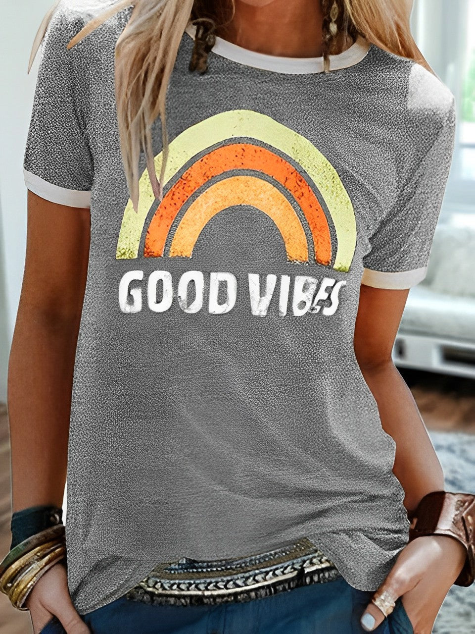 Léa – T-Shirt Good Vibes Femme